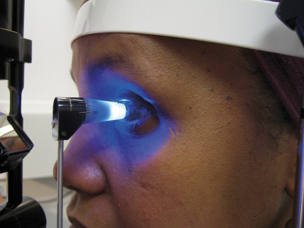 Eye pressure test