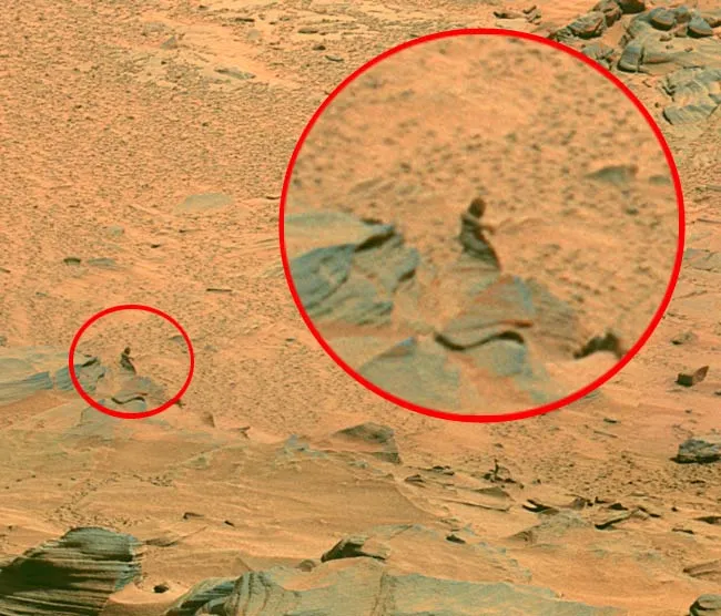Statue of Woman on Mars