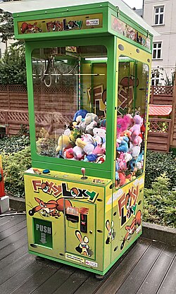 Archade claw machine