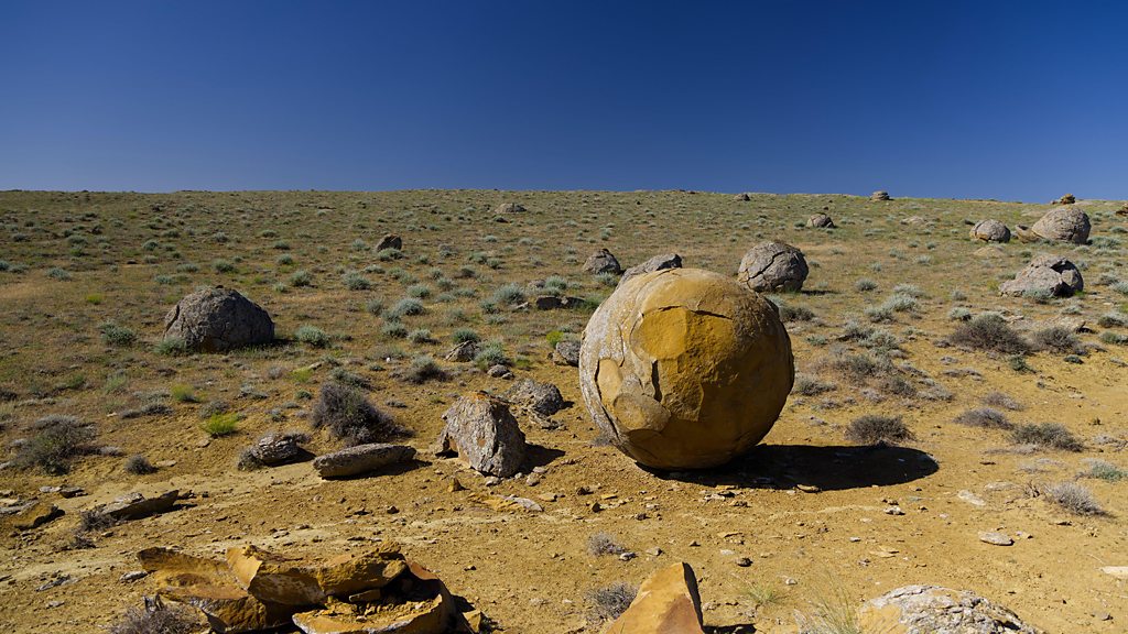 Giant spheres